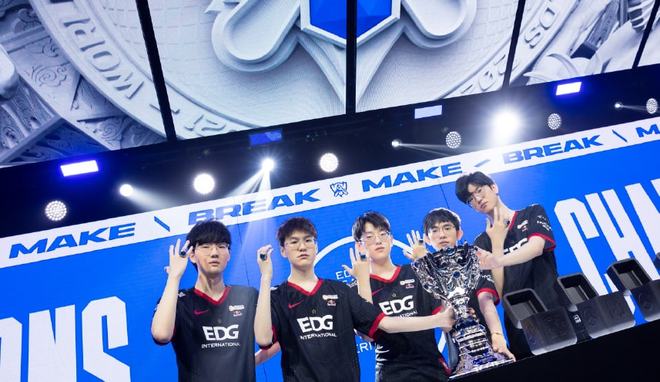 以纪念某个 以纪念某个